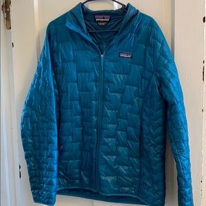 Teal Patagonia Micro-puff jacket